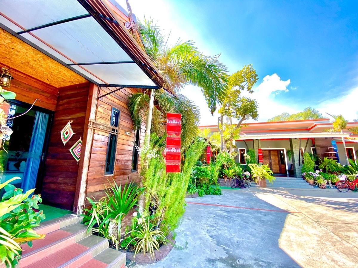 Khum Lanna Boutique Hotel Sisaket Екстериор снимка