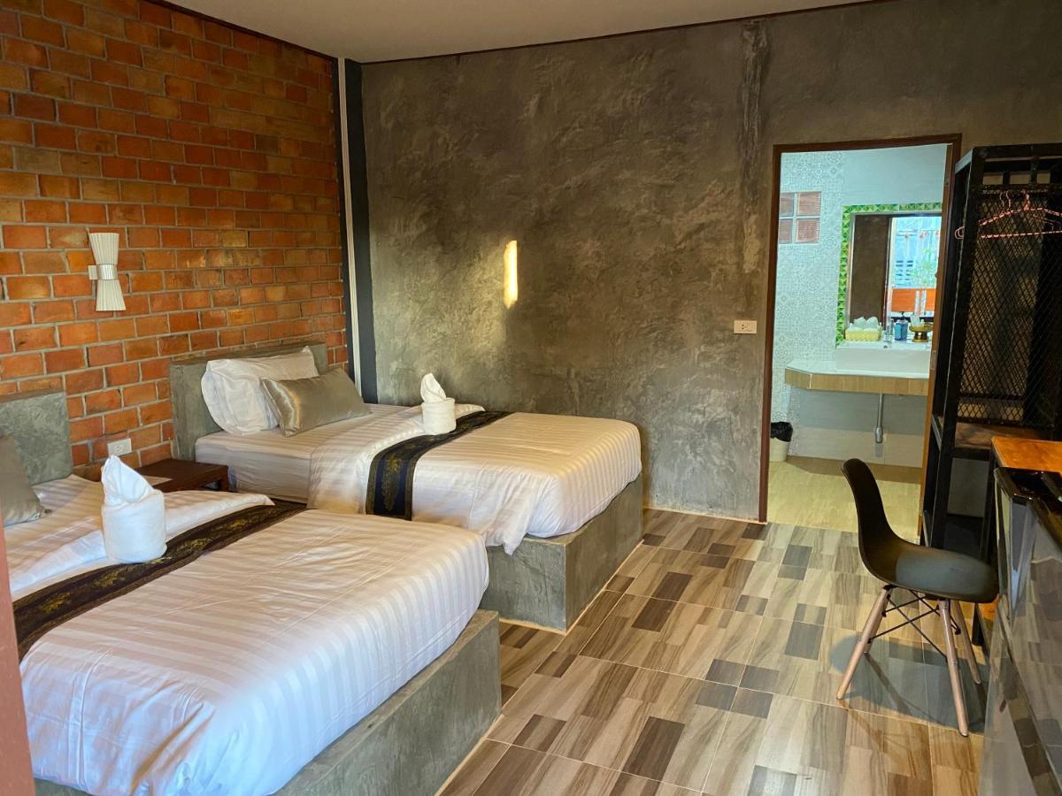 Khum Lanna Boutique Hotel Sisaket Екстериор снимка