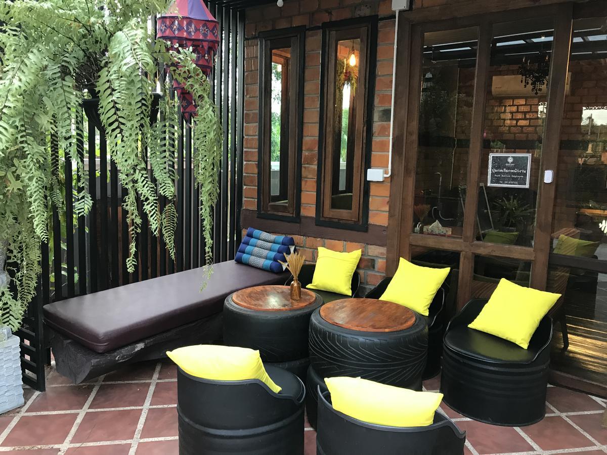 Khum Lanna Boutique Hotel Sisaket Екстериор снимка