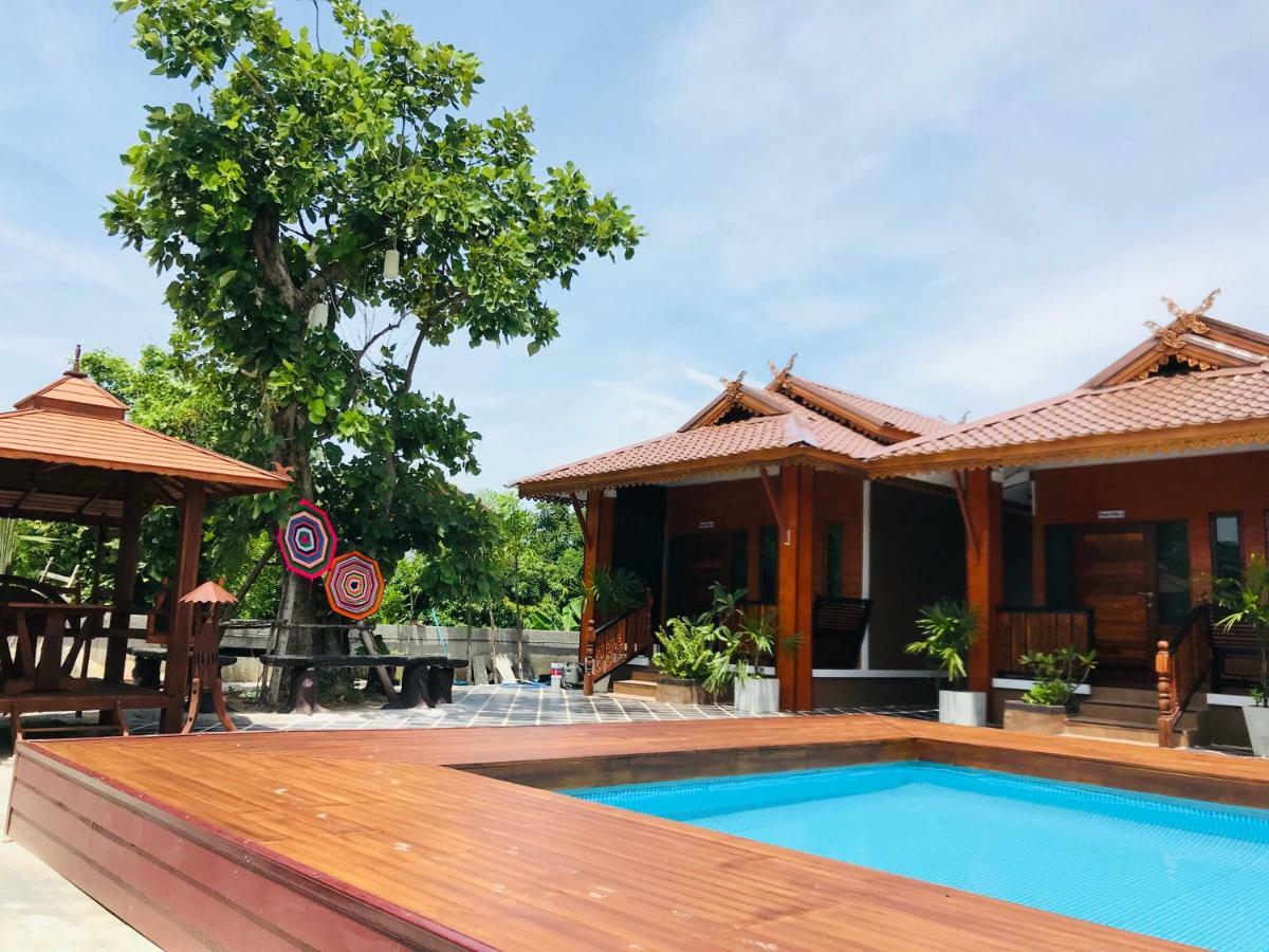 Khum Lanna Boutique Hotel Sisaket Екстериор снимка